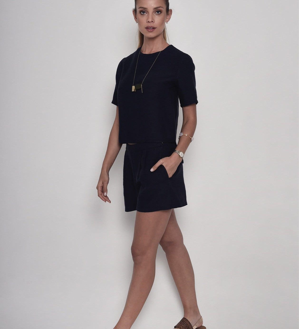 A Walk in Sintra Linen Shorts